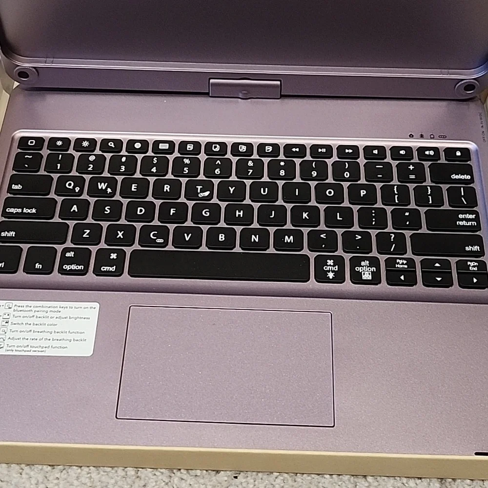 Ipad keyboard case with TouchPad